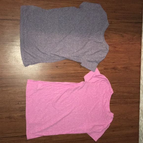 2 Aeropostale Tee Shirts - Picture 2 of 2
